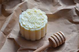 Shampooing Solide Au Miel Diy Recette Shampoing Solide Recette De Shampooing Recettes De Savon Maison