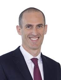 Robert Kinsman's Instagram, Twitter & Facebook