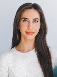 Jessica Geil's Instagram, Twitter & Facebook