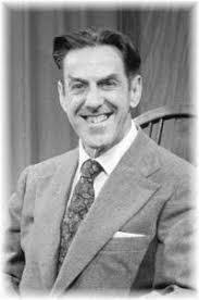 Eleanor Freeland's Instagram, Twitter & Facebook