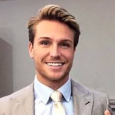 Tom zanetti is an actor, known for road (2017), dead ringer (2018) and celebs go dating (2016). Tom Zanetti Bio Family Trivia Famous Birthdays