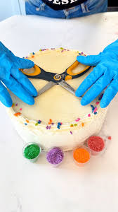 Scissors transform cake This original video was produced by Network media  LLC Productions and Juliette Electrique