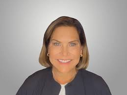 EPIC Broker DeAnna Buck Recognized as a 2019 Captives Power Broker : Risk &  Insurance