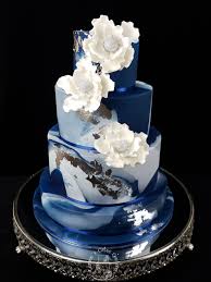 Magnificant Marble Wedding Cake In Navy With Silver Leaf And White Sugar Flowers I Just Love How Navy Blue Wedding Cakes Wedding Cake Dark Wedding Cakes Blue