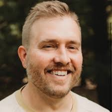 Kyle Piercy's Instagram, Twitter & Facebook