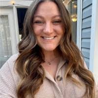 Ariel Eason's Instagram, Twitter & Facebook