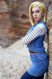 Android 18 from Dragon Ball Z Cosplay