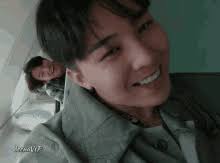 Maybe you would like to learn more about one of these? G Dragon Smile Gifs Tenor