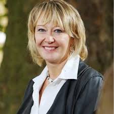 Kate Glover (@Katiglover)