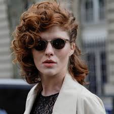 Schnelle frisur für lange haare mit wenig aufwand: Frisuren Fur Locken Die Schonsten Looks Brigitte De