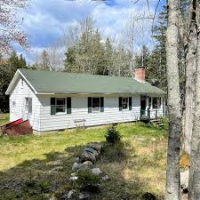 140 high street, ellsworth, maine 04605. 20 Deer Isle Homes For Sale Deer Isle Me Real Estate Movoto