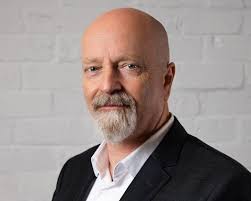 Financial Analyst Max Denny Central Coast Headshot & Portrait Photography  Studio