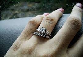 Do Wedding Rings Need To Match Engagement Rings Wedding Ring Bands Choosing Wedding Rings Rings