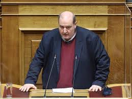Με 158 ψήφους υπέρ και 142 ψήφους κατά, υπερψηφίστηκε στη βουλή, το βράδυ της τετάρτης (16.06.2021), επί της αρχής και επί του συνόλου το εργασιακό νομοσχέδιο. Boylh Alfavita
