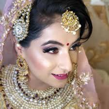 Komal Arora Artistry