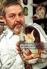 262 Angel Fischer Stock Photos, High-Res Pictures, and Images