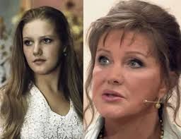 Елена проклова — заслуженная артистка рсфср, женщина, чье обаяние помнят миллионы россиян по множеству советских и российских картин, популярная телеведущая и мама двоих. Besposhadnye Gody Nekrasivoe Starenie Krasivyh Aktris