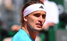 Alexander Zverev: “L’infortunio di Alcaraz? Non sono contento, Sinner è il grande favorito per il Roland Garros”