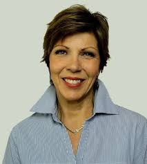 Miranda Lambert Honors Her Bandmate's Late Father During Performance In  Miami