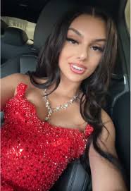 Bodkin Dove and Mary Kiss