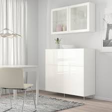 Besta Aufbewkomb Turen Schubladen Weiss Selsviken Stallarp Hochglanz Klarglas Weiss 120x42x240 Cm Hier Entdecken Ikea Osterreich In 2020 Wohnzimmerschranke Ikea Ideen Wohnwand Weiss Hochglanz
