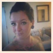 Shandi Maler's Instagram, Twitter & Facebook