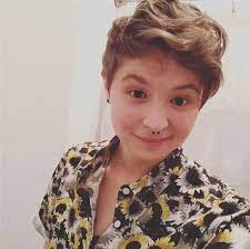 Ash Hardell All Pronouns Androgynous Hair Trans Haircut Ftm Haircuts