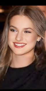 My lovely student left pykhomba middle zetlina and right Olivia  #coachingstudents #lovelystudents #photochallenge #tuitionstudent  #photoshoot #happynewyear2025 #photographychallenge #memorypost