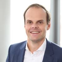 70+ perfiles de «Eller»