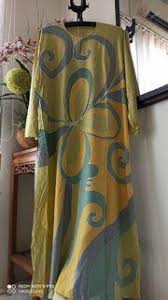 Kalau bingung mencari model baju batik wanita lengan panjang, kamu berada di tempat yang tepat. Kaftan Batik Lengan Panjang Dresses Carousell Malaysia