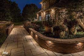 Unique Front Entrance Seat Wall Path Lighting Mckay Landscape Lighting Omaha Nebraska Landscape Lighting Walkway Lighting Patio Lighting