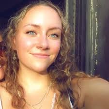 Kerri Dougherty's Instagram, Twitter & Facebook