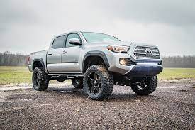 Official 2021 toyota tacoma site. Rough Country 4 Suspension Lifts For 16 21 Toyota Tacoma 7572 Custom Offsets
