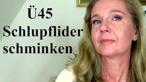 Mit den jahren treten schlupflider auf, die das auge optisch verkleinern und einen müden eindruck vermitteln. Schlupflider Und U45 Augen Richtig Schminken Youtube