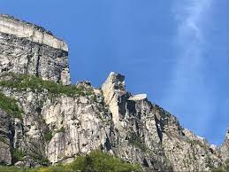 Höchste zeit, langfristig wieder tageslicht auf die pupillen zu lassen. Wasserurlaub Der Preikestolen Von Unten Aufgenommen Aidafans Aida Fans Deine Clubschiff Community Dein Wasserurlaub Netzwerk