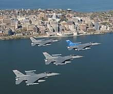It was originally conceived as a technology demonstrator, later entered in the united states air force's (usaf) enhanced tactical fighter (etf). General Dynamics F 16 Fighting Falcon Wikipedia