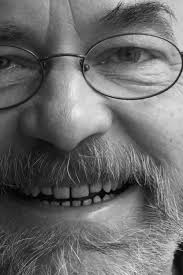 ⌄ — Design Masterclass