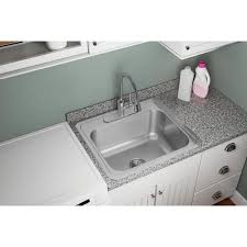 laundry laundry/utility sink
