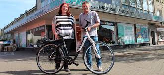 Fliedner Mitarbeiter Kommen Aufs Fahrrad