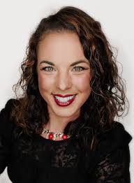 Randi Collins's Instagram, Twitter & Facebook