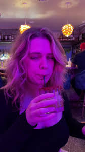 Cassie Gee Martinez (@cassiee_gee)