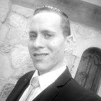 80+ perfiles de «Kratzer»