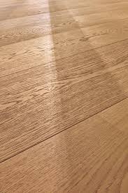 Kaufen sie parkett aus eiche natur und profitieren sie von den vielen services auf holzland.de: Lindura Holzboden Hd 400 Eiche Natur Pure 8743 Die Meister Dielen Sind Druckstabil Angenehm Fusswarm Belastbar U Holzboden Holzboden Eiche Eiche Natur