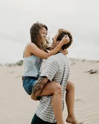 Outer Banks Adventure Session Ariana Sammy Nc Wedding Photographers Engagement Pictures Poses Outer Banks Wedding Nc Wedding