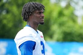 Injury Update: Ennis Rakestraw avoids major injury on Day 1 of Lions  training camp - Pride Of Detroit