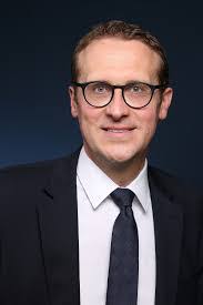 Alfred Kober's Instagram, Twitter & Facebook