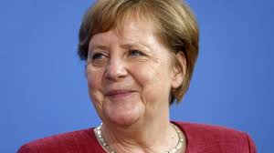 Angela merkel verabschiedet sich von europa. Merkel Sieht Keine Probleme Mit Italien Ausser Beim Fussball Video Stern De