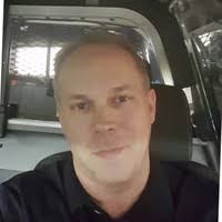 Lindsay Outten's Instagram, Twitter & Facebook