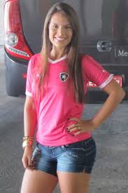 Fernanda Maia - Free pics, galleries & more at Babepedia