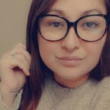 Daniela Barron (@theposherofoz) • Instagram photos and videos